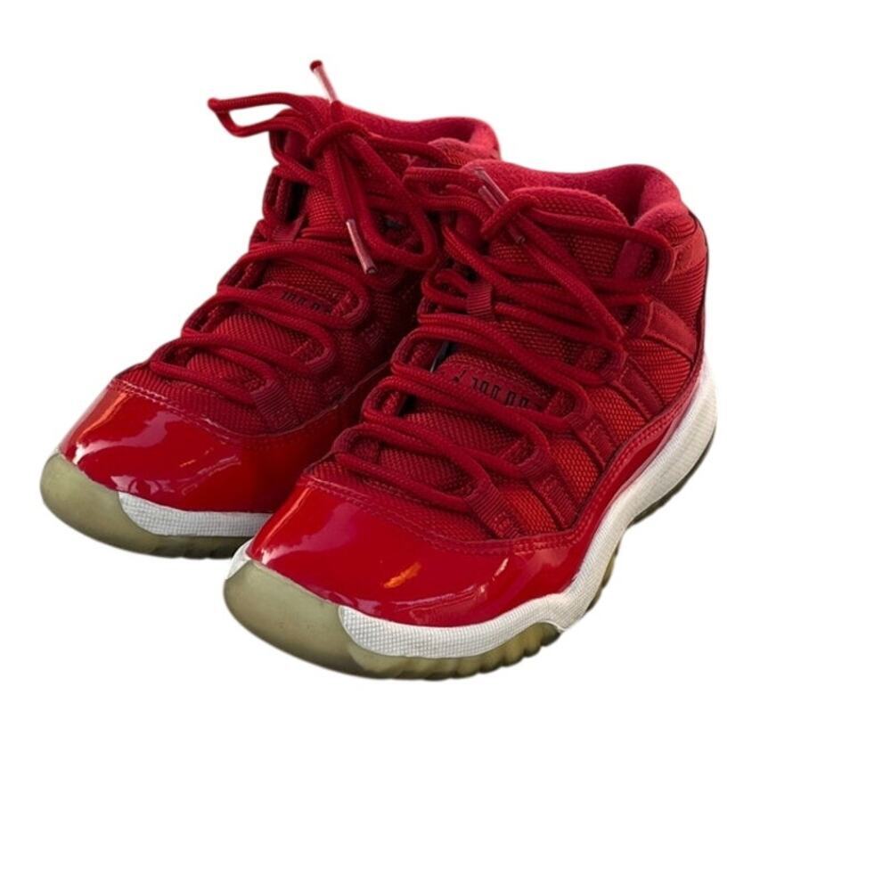 Boys Air Jordan 11 Retro 378039-623 Mesh Running Athletic Sneaker SZ 11C Red